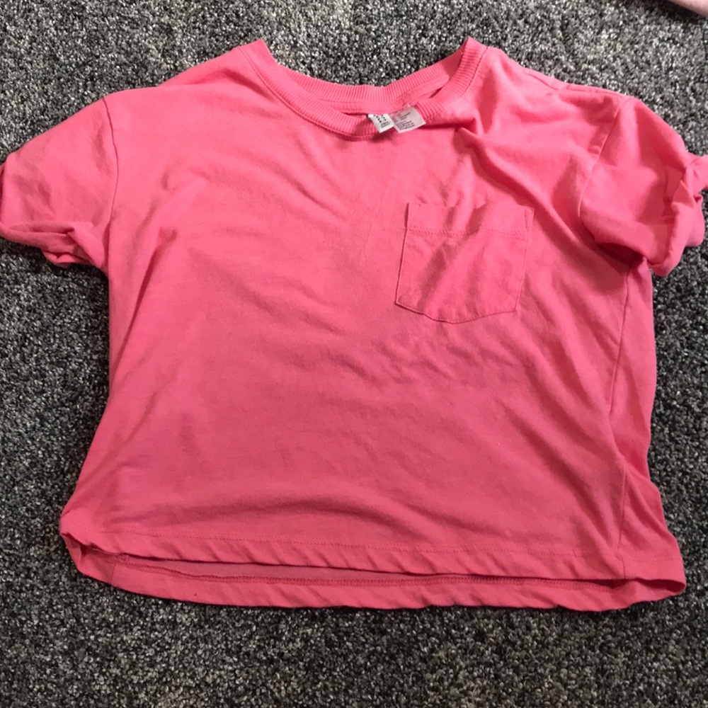 h&m pink crop top with pocket